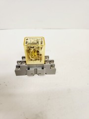 IDEC RH2B-U RELAY DC 24V / SH2B-0- BASE ”NEW OPEN BOX” with base!
