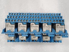 FINDER 55.34.9.024.00.40 24VDC RELAY WITH TYPE 94.04 SOCKET PACK OF 5 PCS FREE