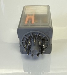 Square D 8501KP13P14V20 11-Pin 3PDT Pilot-Light Plug-In Relay