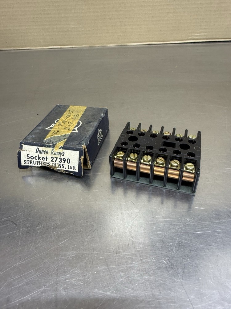 Struthers Dunn Dunco 27390 Relay Socket Base Mount 12 Pin New Old Stock