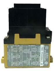 Allen-Bradley 700-PK400A1 Series B Direct Drive Master Control AC Relay