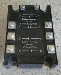 NEW Cutler Hammer E45RA312A25 Solid State Relay Input 90-280 VAC