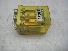 IDEC RR3B-U RELAY 24VDC UNMP