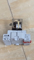 Eaton relay socket 14 pin 20A max load D7PA4