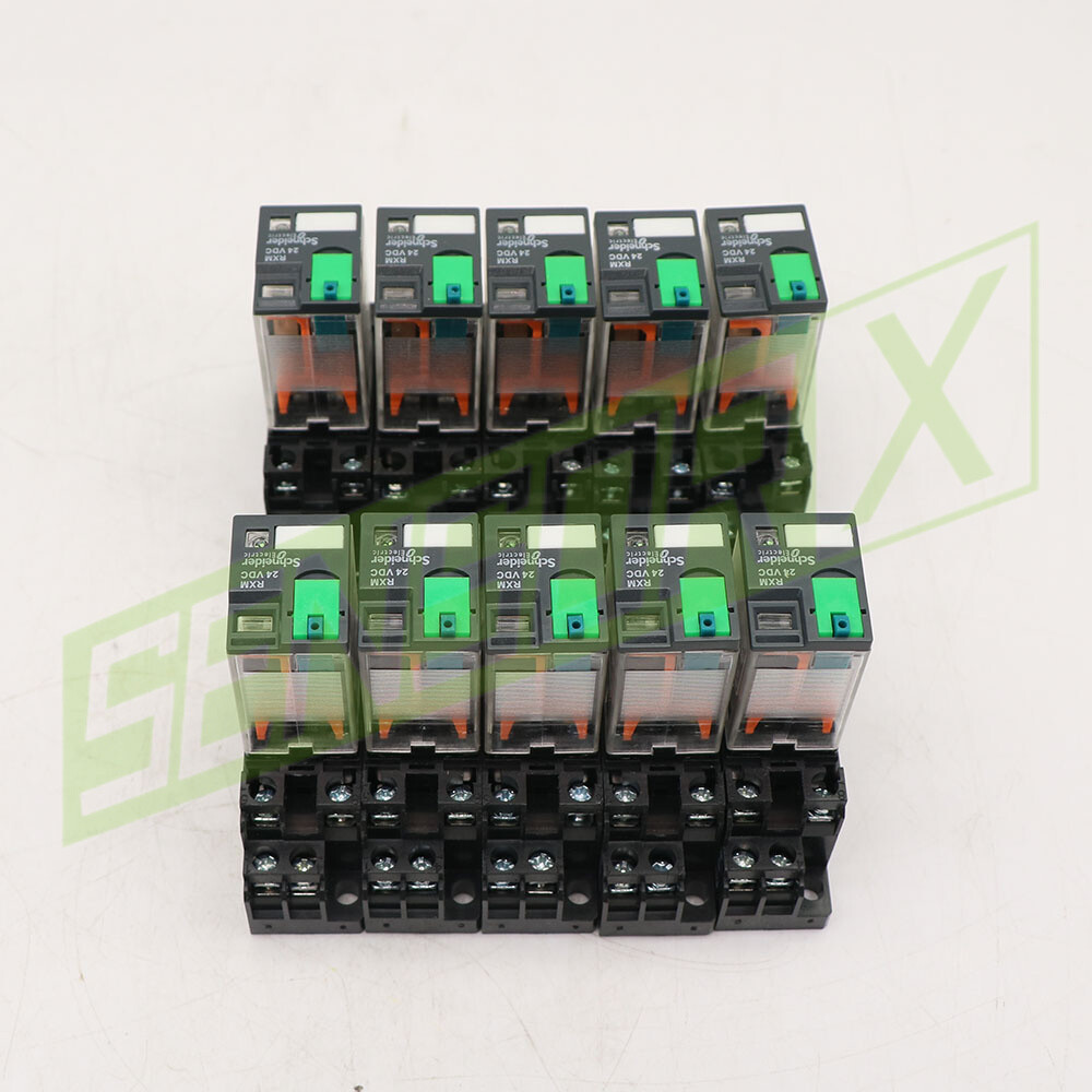 10 set RXM2AB2BD Relais + Electric RXZE1M2C