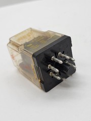 Square D 8501 KP12P14V14 Plug-In Relay w Socket 10A 250V 8Pin Series D 24V Coil