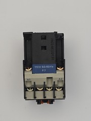 Telemecanique CA2 DN22 Control Relay AC Coil 110V 50/60Hz P7