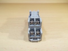 IDEC RELAY SOCKET SY2S-05 GENERAL PURPOSE CUBE 8PIN DIN SCREW MOUNT 7A 300V