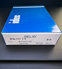 RY4S-U AC24V IDEC Plug-in Power Relay 24V AC 4PDT 5A 27.5x21x35.6 mm