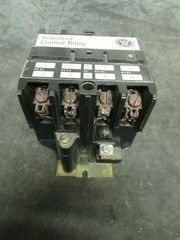 10 AMP WESTINGHOUSE INDUSTRIAL CONTROL RELAY AR4A 600 VAC 766A023G01 120 V COIL