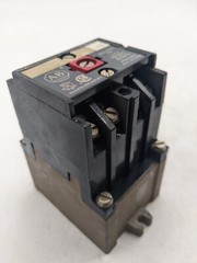 Allen-Bradley 700-P400A1 AC Relay DIN Rail Mount 10A Coil 110/115-120V 50/60Hz