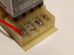 Dayton 5X823E General Purpose Relay 24V Coil 10A 250VAC With Socket Base