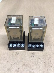 Omron MK2PN-S Contact Relay 10A 250VAC 28VDC /w BASE *Lot of 2* #4010F311