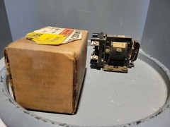 Allen Bradley AC Control Relay, 2P, 120-110V, 60/50Hz, 700-C200A1