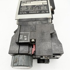 Square D 8501 XO00 Type X Control Relay w/ XTD2 Time Delay Attachment 120V