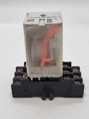 Allen-Bradley 700-HB33A1 Relay w Socket Base 10A 1/4HP 120V 11Pin Series A