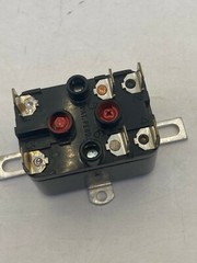 TRANE RLY-0983 PILOT CONTROL RELAY AC ONLY 3A 277V COIL 120V 50/60HZ NNB