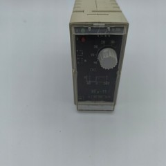 2604533 REX-11 80-260V AC/DC Voltage Control Relay
