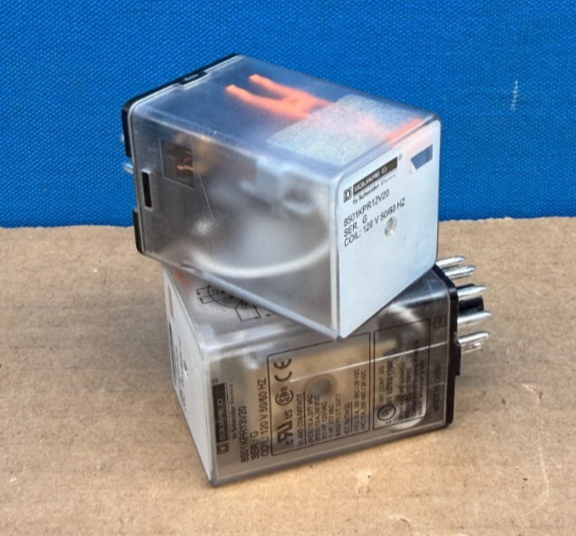 Lot of 2x Genuine Square D 8501KPR12V20 Plug In Relay 120V 50/60Hz Ser G