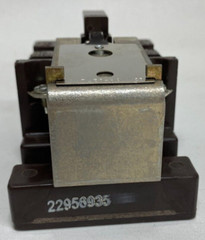 Cutler-Hammer 9575H2613A Relay 110/120V-Coil 2NC-Poles 12A 600V 1HP-240V