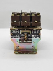 Square D 8501 PO-3 AC Magnetic Relay 8A 3P 600V 120/110V Coil Bolt On