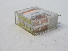 (NEW – Lot of 2) FINDER 50.12.9.024.1000 24Vdc 8A Relay