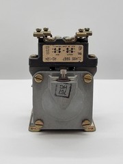 Square D 9050 A010D Pneumatic Timing Relay 600V Series A 120/110V Coil