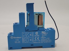 Finder 95.05 Relay Socket Base With Relay 10A 250V 40.52 8A 250V 8 Pin