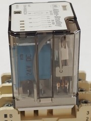 ALLEN BRADLEY 700-HB33Z24 SER E RELAY 11 Pin with Allen-Bradley 700-HN154 BASE