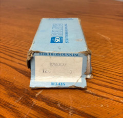 NEW RELAYS B255XCXP-120VAC / B255XCXP120VAC