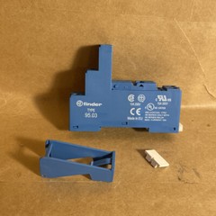 95.03- CLAMP TERMINAL SOCKET – 10A 250V AC – 1CO-SPDT (A-4-02)