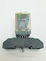 345-965 RS Relay & Base #7502