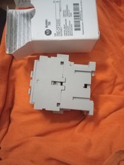 Allen-Bradley (700-CF220D) Control Relay