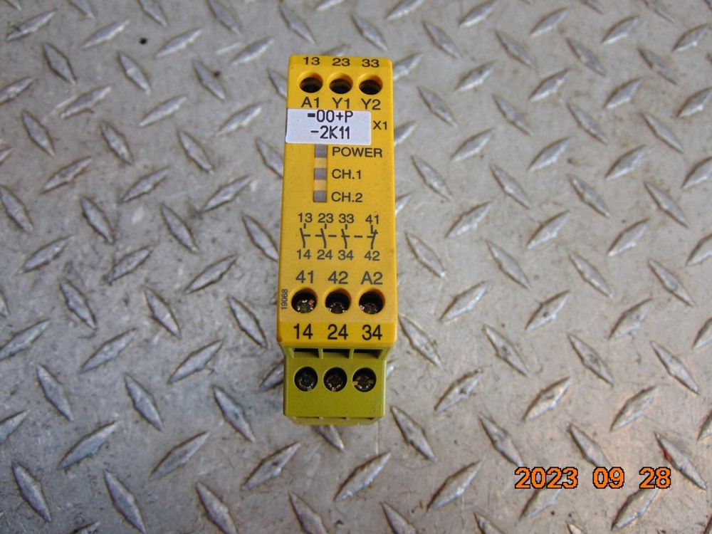 PILZ PNOZ X1 RELAY 774300