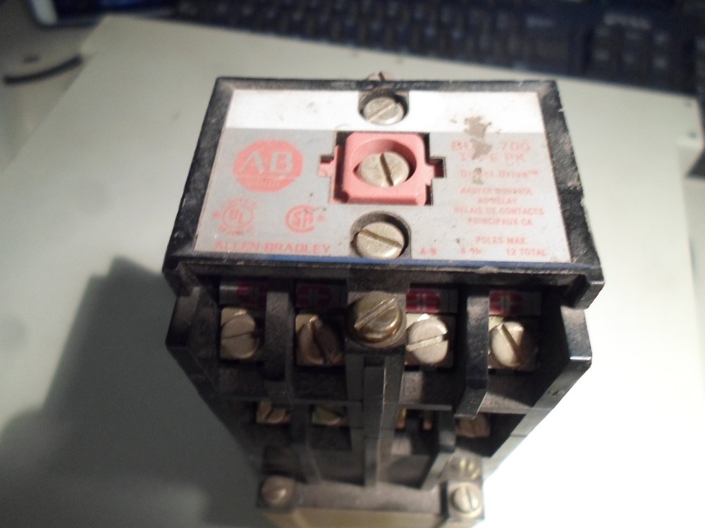 Allen Bradley 700 PK800A1 Series B Direct Drive Master Control 12 Poles