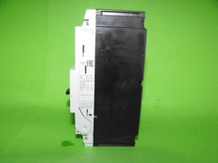 Eaton NZM1 + NZM B1.Circuit Breakers.there is no one cable tie.USED