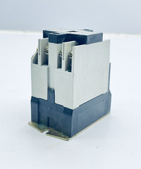 SQUARE D 8501 TYPE X020 CONTROL RELAY TYPE-X SER.A 110/120V-COIL 20AMP