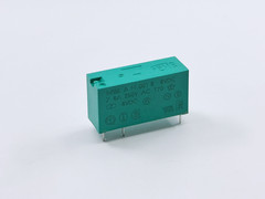 1X M15E A H 001 8 8VDC M15EAH0018 FEME PCB Power Relay 8VDC SPDT 8A 250VAC 5-Pin