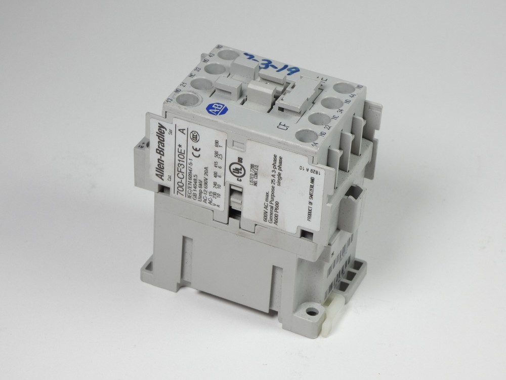 Allen-Bradley 700-CF310E Safety Control Relay 600VAC 24VDC Coil Ser.A