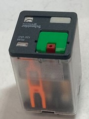 SCHNEIDER RUMF32F7 RELAY 120VAC 50/60HZ 11 BLADES LED+TEST