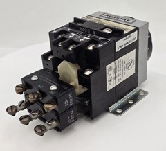 Agastat 7012AC Time Delay Relay 10A 120V 60Hz 1.5-15 Sec Bolt On Analog