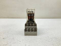 Square D 8501 RS14P14V20 120 V Coil Relay Ser. B w/ Base 8501 NR45 (TSC)