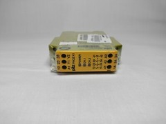 Pilz PNOZ X1 24VAC/DC 3n/o 1n/c PNOZX124VAC/DC3n/o1n/c Safety Relay Module