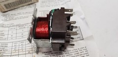 Honeywell General Purpose Relay R8222D 1014… 24V 50/60 Hz
