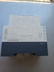Schneider RM4-JA32Q Zelio Current Control Relay 2-100A 240V Over/Undercurrent