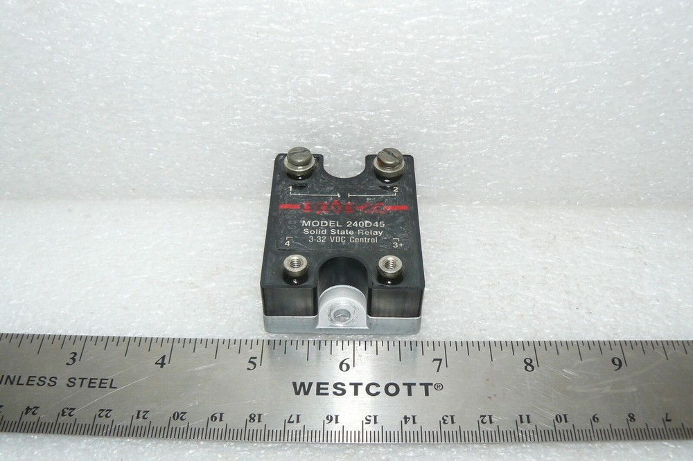 OPTO 22 240D45 SOLID STATE RELAY 3-32 VDC CONTROL