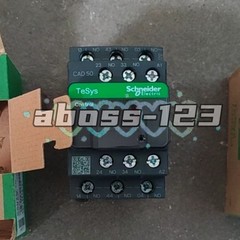 Schneider CAD50F7C control relays#1pcs New In Box