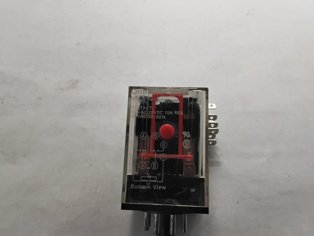 OMRON MK2PN-S Relay Contact: 250VAC / 28VDC 10A 8 pin (TR13)