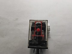 OMRON MK2PN-S Relay Contact: 250VAC / 28VDC 10A 8 pin (TR13)