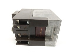 New Cutler Hammer D26MR40A Type M Relay 600V 110/120VAC Coil